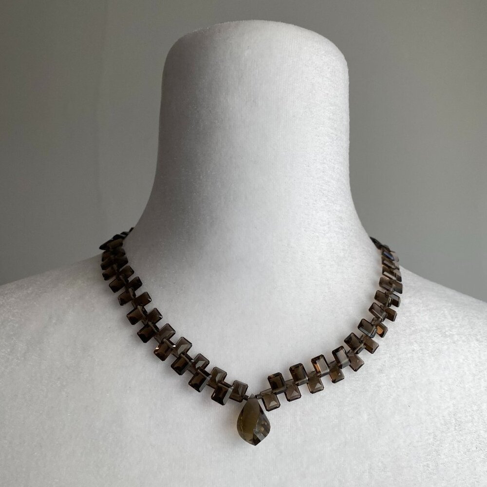 1950s-60s Vintage Brown Smoky Quartz or Glass Faceted Bead Bib Collar Necklace